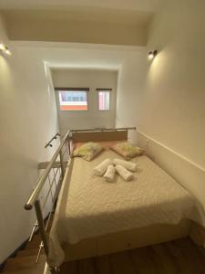 Postel nebo postele na pokoji v ubytování Luxury Loft Kalu Tsesme A