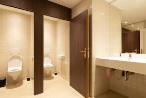 Ένα μπάνιο στο Villa Schönthaler +32 φωτογραφίες