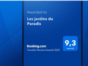 een screenshot van een gsm-scherm met de tekst opgewaardeerd naar minder tarieven quo par bij Les jardins du Paradis in Marseille