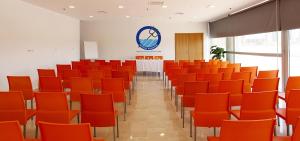 Zona business o sala de conferencias en La Estación