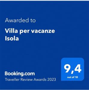 un cartel azul que lee en Villa per vazquez isla en Villa per vacanze Isola, en Fanusa