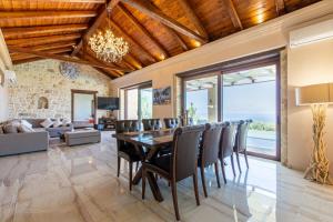 Μια τηλεόραση ή/και κέντρο ψυχαγωγίας στο Villa Elena Chania