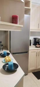 A kitchen or kitchenette at Elegant Seaside 2 Floor Apartment