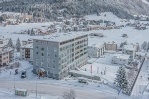 冬天的ALPINE INN Davos