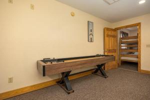 Herní místnost v ubytování Briarstone Lodge Condo 13A