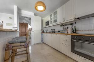 Kuchyň nebo kuchyňský kout v ubytování Casa del Mar