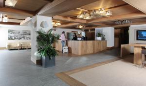 Vstupní hala nebo recepce v ubytování Palace Hotel Wellness & Beauty + 37 fotografií