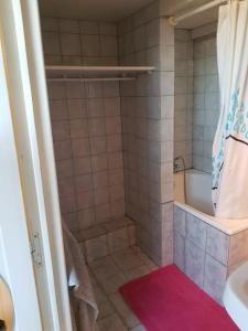 Kúpeľňa v ubytovaní Petit studio la madeleine