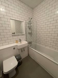 Ein Badezimmer in der Unterkunft Minster Apartment