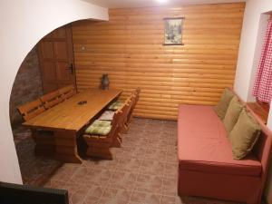 Posezení v ubytování Planinska Kuca Tara / Mountain House Tara