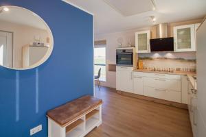 Η κουζίνα ή μικρή κουζίνα στο Ferienhaus Weitblick +13 φωτογραφίες