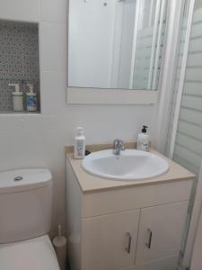 Zdjęcie z galerii obiektu APARTAMENTO JUNTO ESTACION ATOCHA w Madrycie