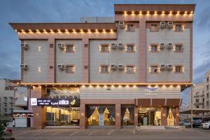 ジッダにあるMirada Purple - Al Wahaの大きな建物