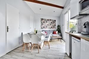 Kuchyň nebo kuchyňský kout v ubytování Appartement L’Élégant - Idéalement Situé
