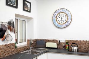 A kitchen or kitchenette at Vista La Janda - Califa Casas Vejer