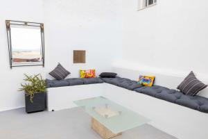 A seating area at Vista La Janda - Califa Casas Vejer