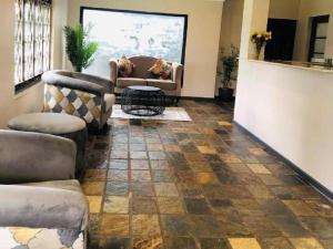 Foto dalla galleria di The Midlands Hotel a Pietermaritzburg