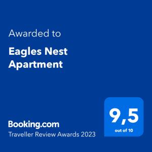 Certifikát, hodnocení, plakát nebo jiný dokument vystavený v ubytování Eagles Nest Apartment