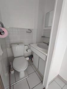Fotografia z galérie ubytovania 4 bedroom villa 80 metres from sea, free onsite parking v destinácii Argelès-sur-Mer