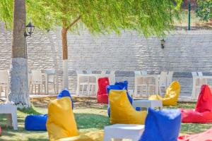 Ein Sitzbereich in der Unterkunft Marla Didim Otel
