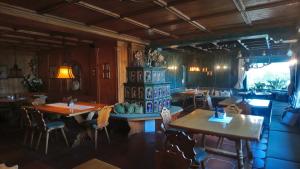 Restaurace v ubytování Käfernberg - Weinhotel