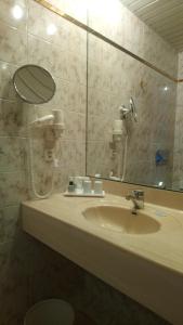 Koupelna v ubytování Käfernberg - Weinhotel