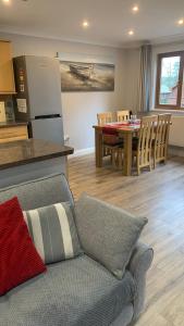 Kuchyň nebo kuchyňský kout v ubytování Rocco's Lodge a beautiful 3 bedroom holiday home