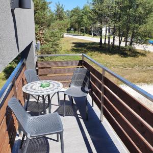 Rõdu või terrass majutusasutuses Apartmani Vukmanović