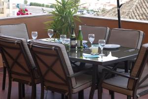 Fotografia z galérie ubytovania 3 Bedroom apartment with beautiful sea views v destinácii Manilva