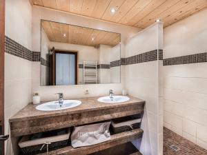 Appartement Megève, 3 pièces, 6 personnes - FR-1-453-37にあるバスルーム