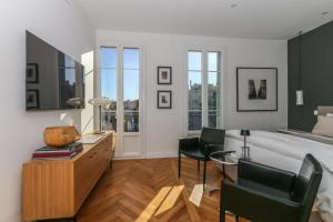 Zdjęcie z galerii obiektu Modern apartment walking distance to beach in Nice Carré d'Or w Nicei