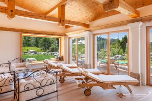 Część wypoczynkowa w obiekcie Hotel Lärchenhof Natur