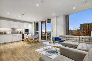 Køkken eller tekøkken på 2 Bed 2 Bath Next to Nine Elms Station - Zone 1