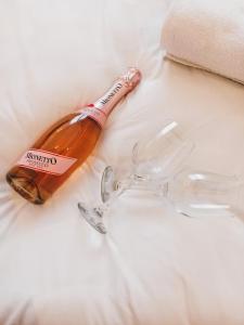 Nápoje v ubytování Apartament Pomarańcza