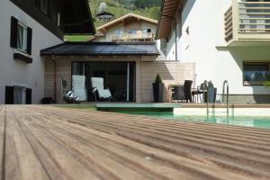 Bazén v ubytování Pension Mühle nebo v jeho okolí