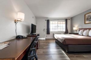 Gallery image of Grace Light Inn in Chico