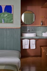 Ванная комната в River Drive Motel
