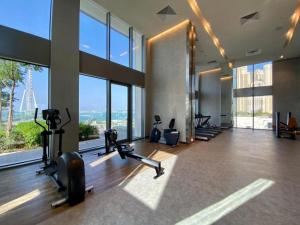 Fitness centrum a/nebo fitness zařízení v ubytování Keysplease Amazing View 3 BR Apt 5242 Tower, Dubai Marina