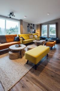Posezení v ubytování Lofoten Planet - Boutique Hotel
