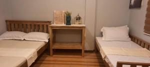 Кровать или кровати в номере Yana's Place