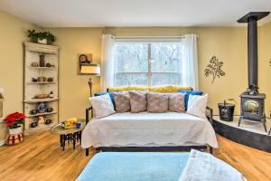 Gallery image of Serene Rusk Escape with Shared Yard and Fire Pit! in Rusk