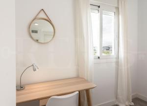 Kép Stylish apartments with balcony & parking near the beach by REMS szállásáról Málagában a galériában
