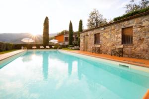 The swimming pool at or close to Casetta di Butia, Ginestra apartment with swimming pool