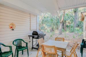 Φωτογραφία από το άλμπουμ του Barefoot Lizzy's σε Edisto Island