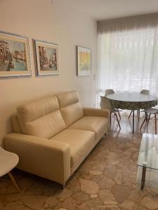 A seating area at Appartamento Ellidor