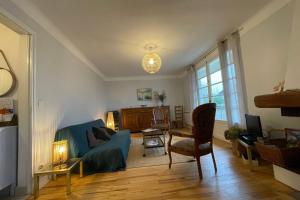 Posedenie v ubytovaní Superb apartment full of charm with terrace 2ch 5min from the lighthouse