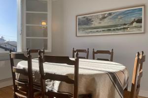 Fotografia z galérie ubytovania Superb apartment full of charm with terrace 2ch 5min from the lighthouse v destinácii Biarritz