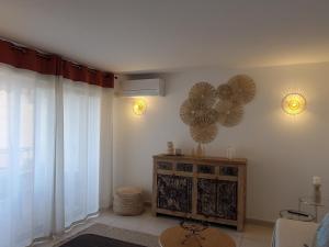 Posedenie v ubytovaní Frejus Plage Le Capitole T2 35m2 Climatise balcon