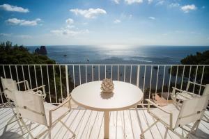 Zdjęcie z galerii obiektu Villa Coccodrilla by MyVillaCollection w mieście Capri