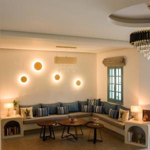 A seating area at Armonia